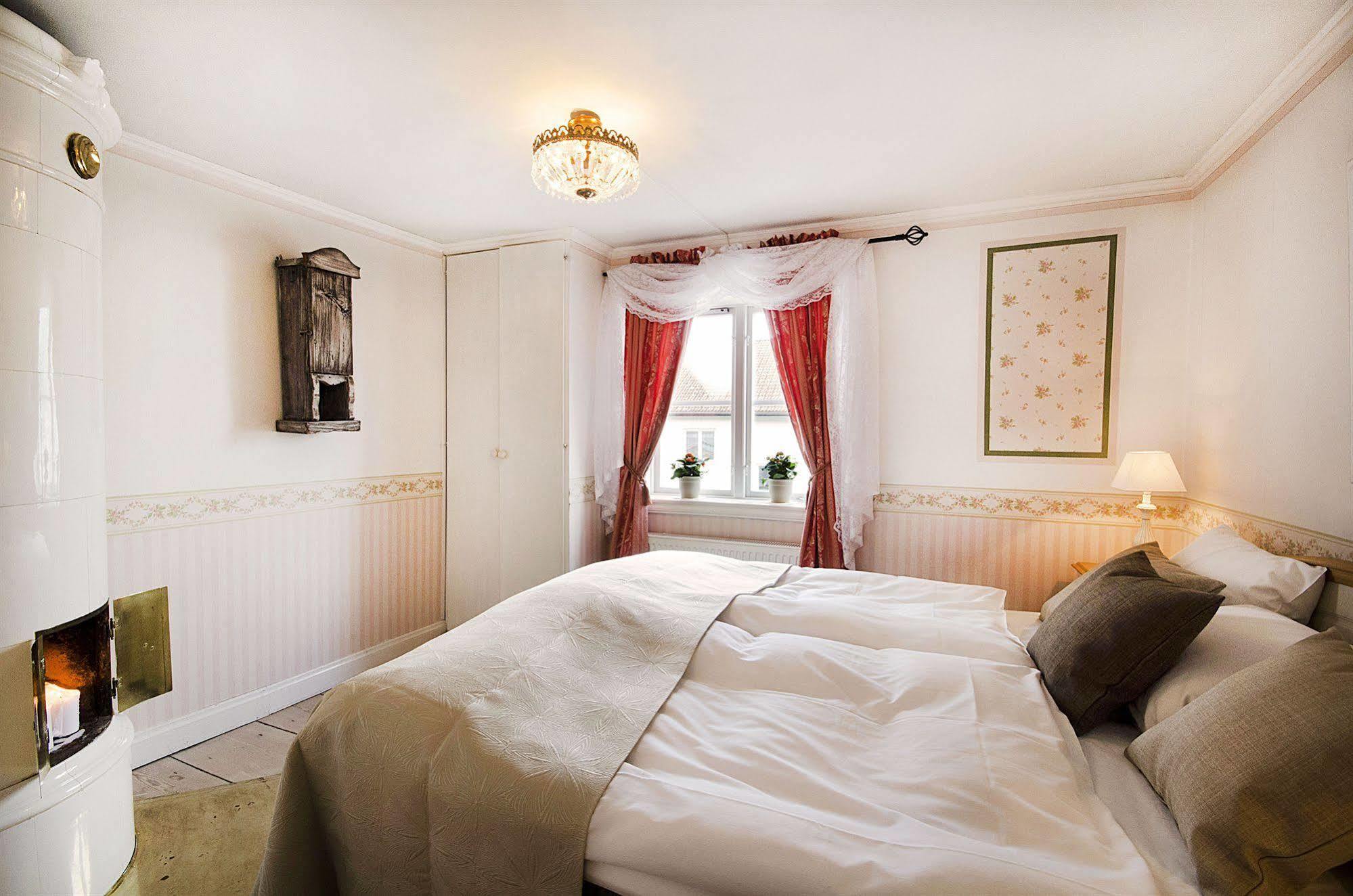 Hotel Amalias Hus Gränna Extérieur photo