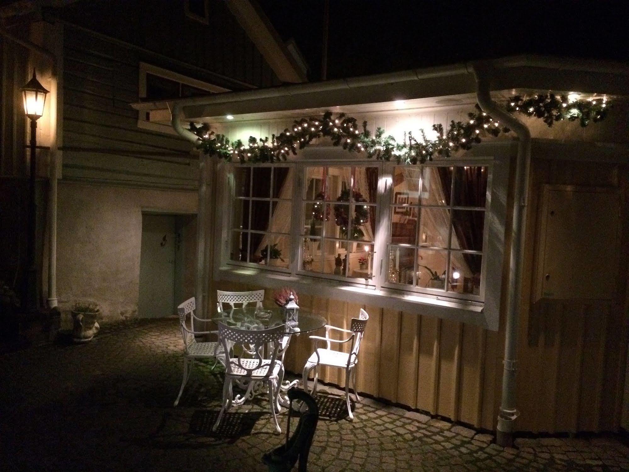 Hotel Amalias Hus Gränna Extérieur photo