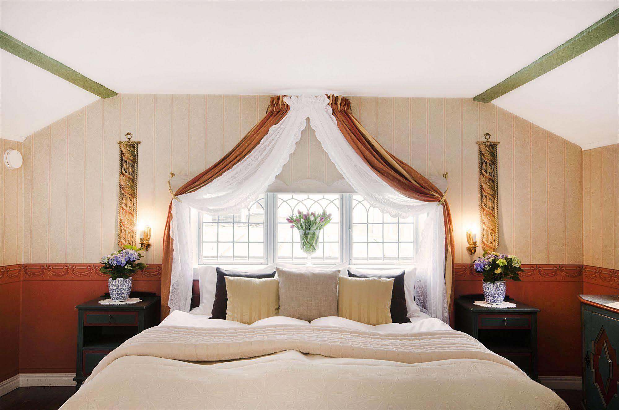 Hotel Amalias Hus Gränna Extérieur photo