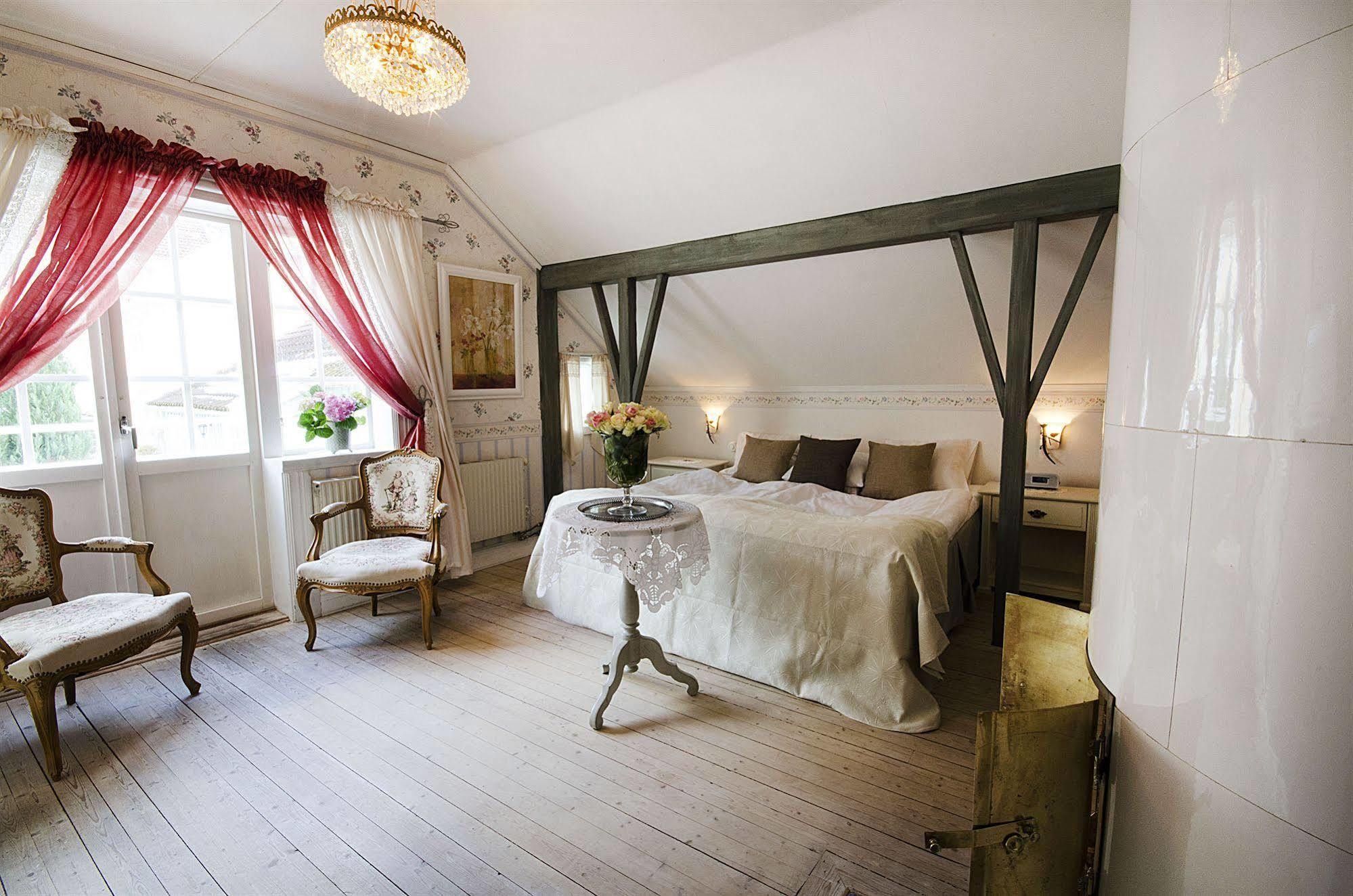 Hotel Amalias Hus Gränna Extérieur photo