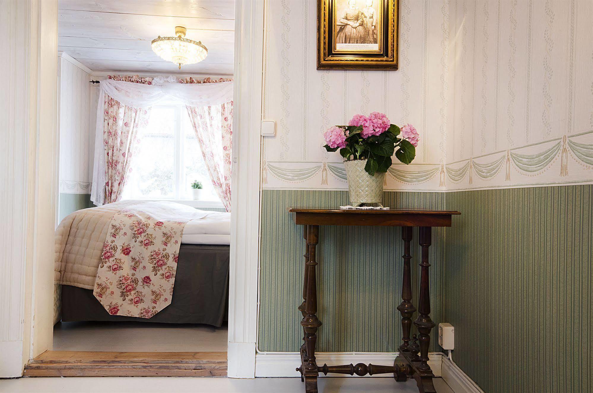 Hotel Amalias Hus Gränna Extérieur photo